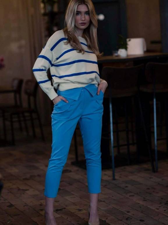 Niebieskie spodnie materiałowe eleganckie LeMonada