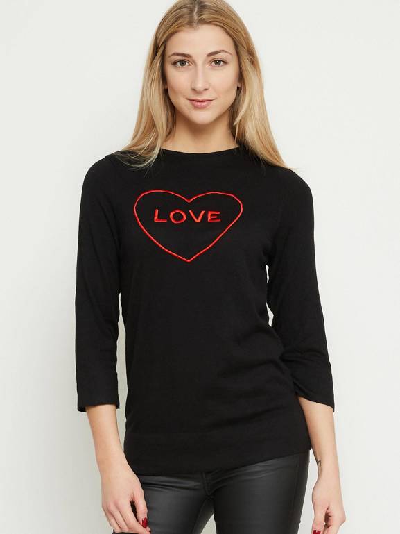 Sweter zdobiony aplikacją serduszka LOVE czarny